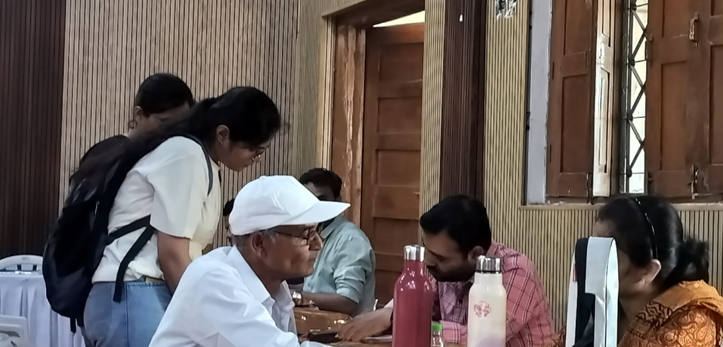 निःशुल्क आयुर्वेद चिकित्सा शिविर संपन्न -