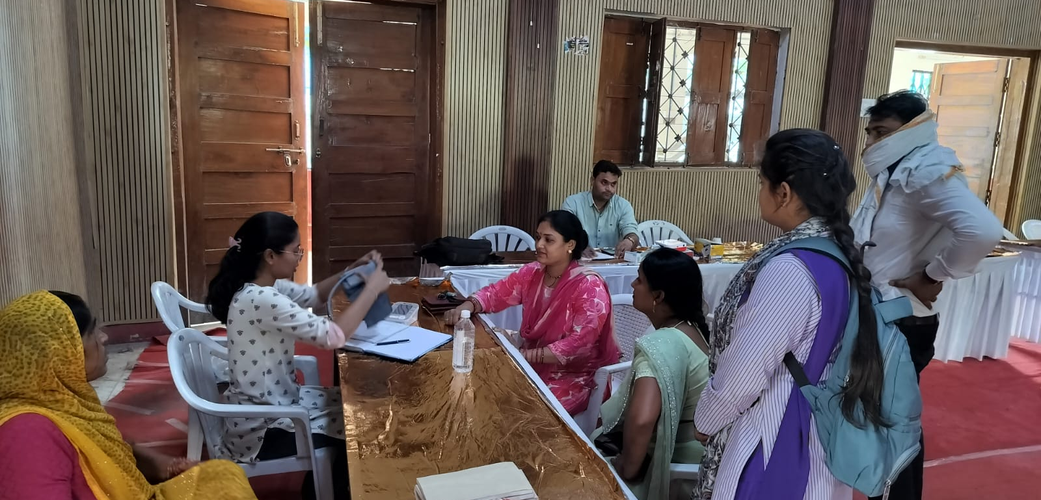 निःशुल्क आयुर्वेद चिकित्सा शिविर संपन्न -